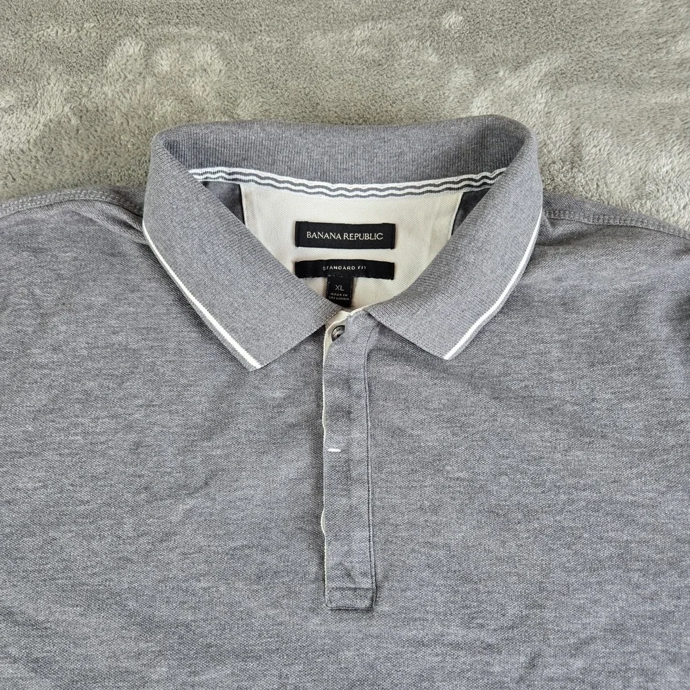 Banana Republic item banana