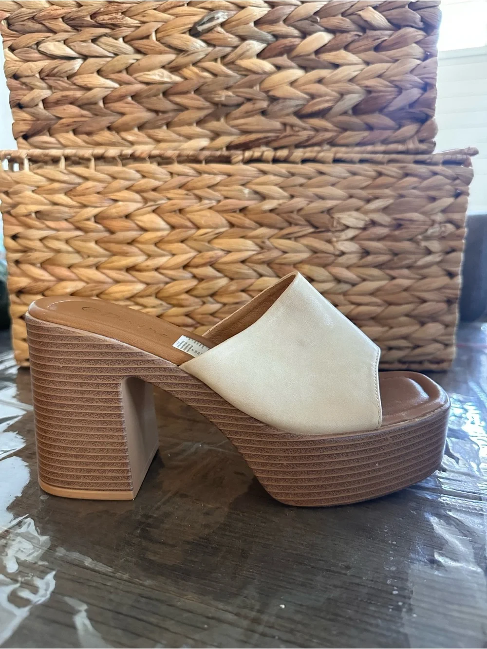 Divine comfortable neutral