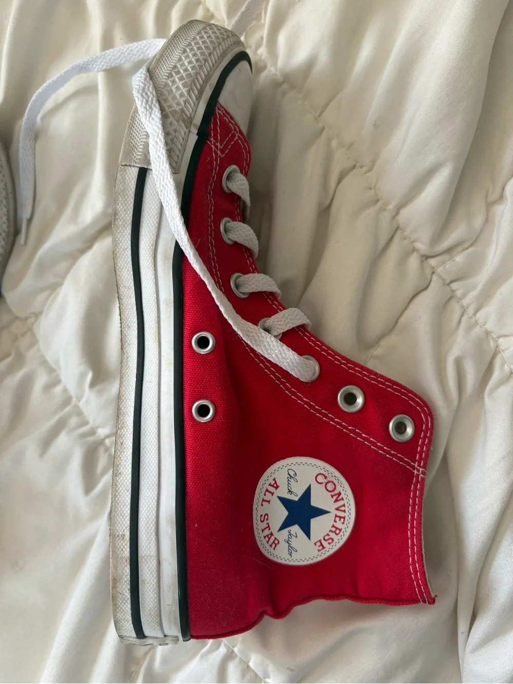 Converse red canvas