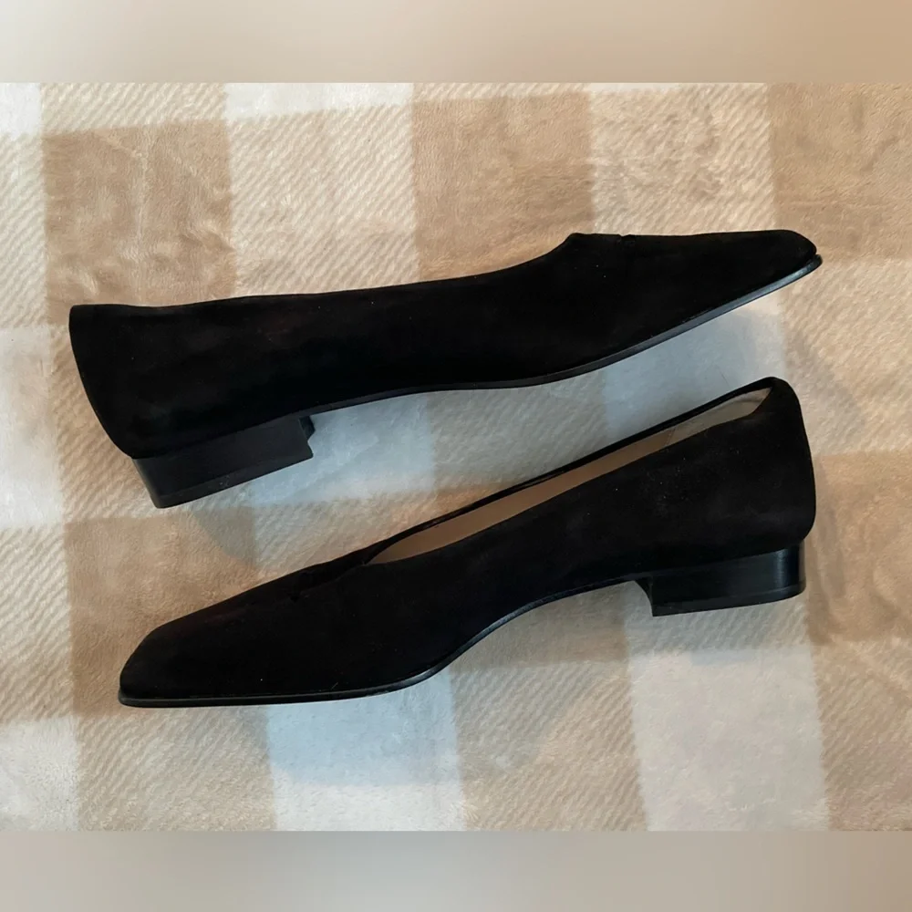 Ann Taylor chic black