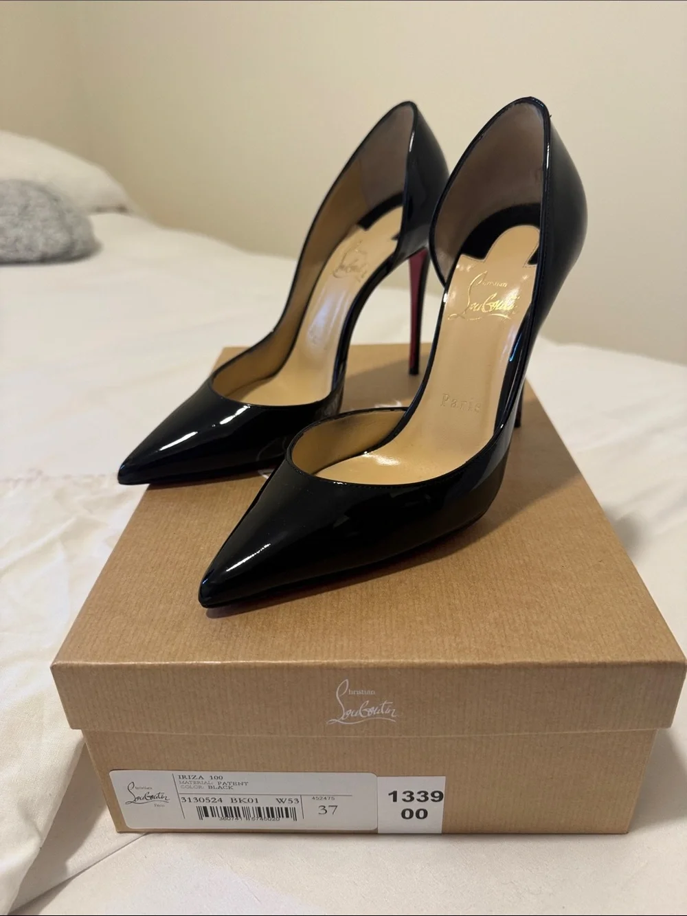 Christian Louboutin classic pointed