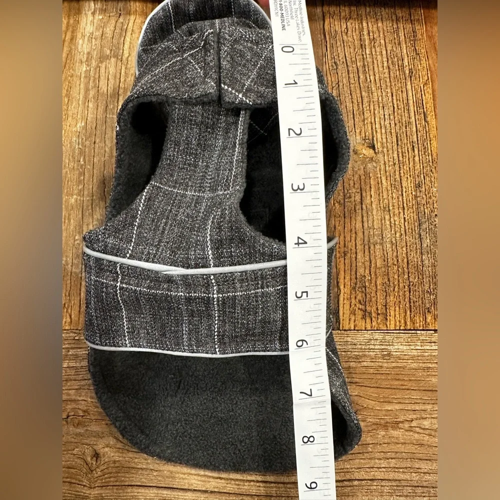 N/A stylish gray