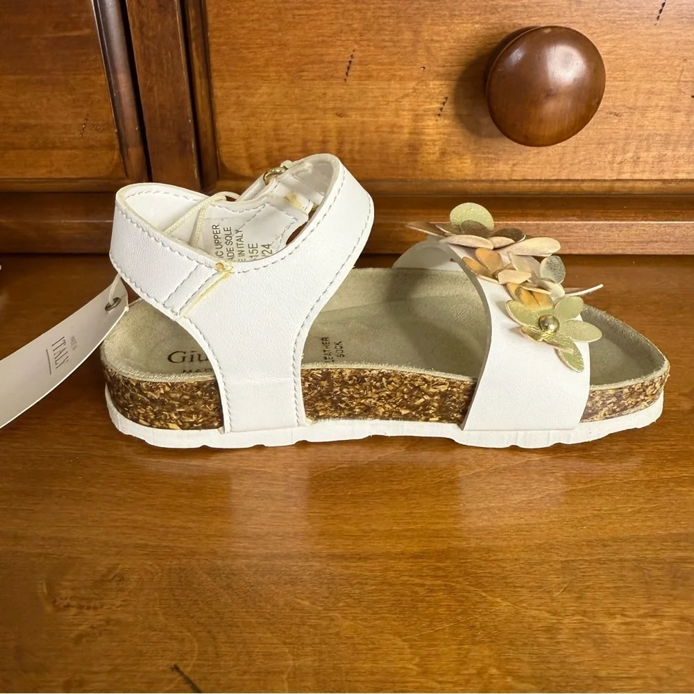 G by Giuliana adorable sandals