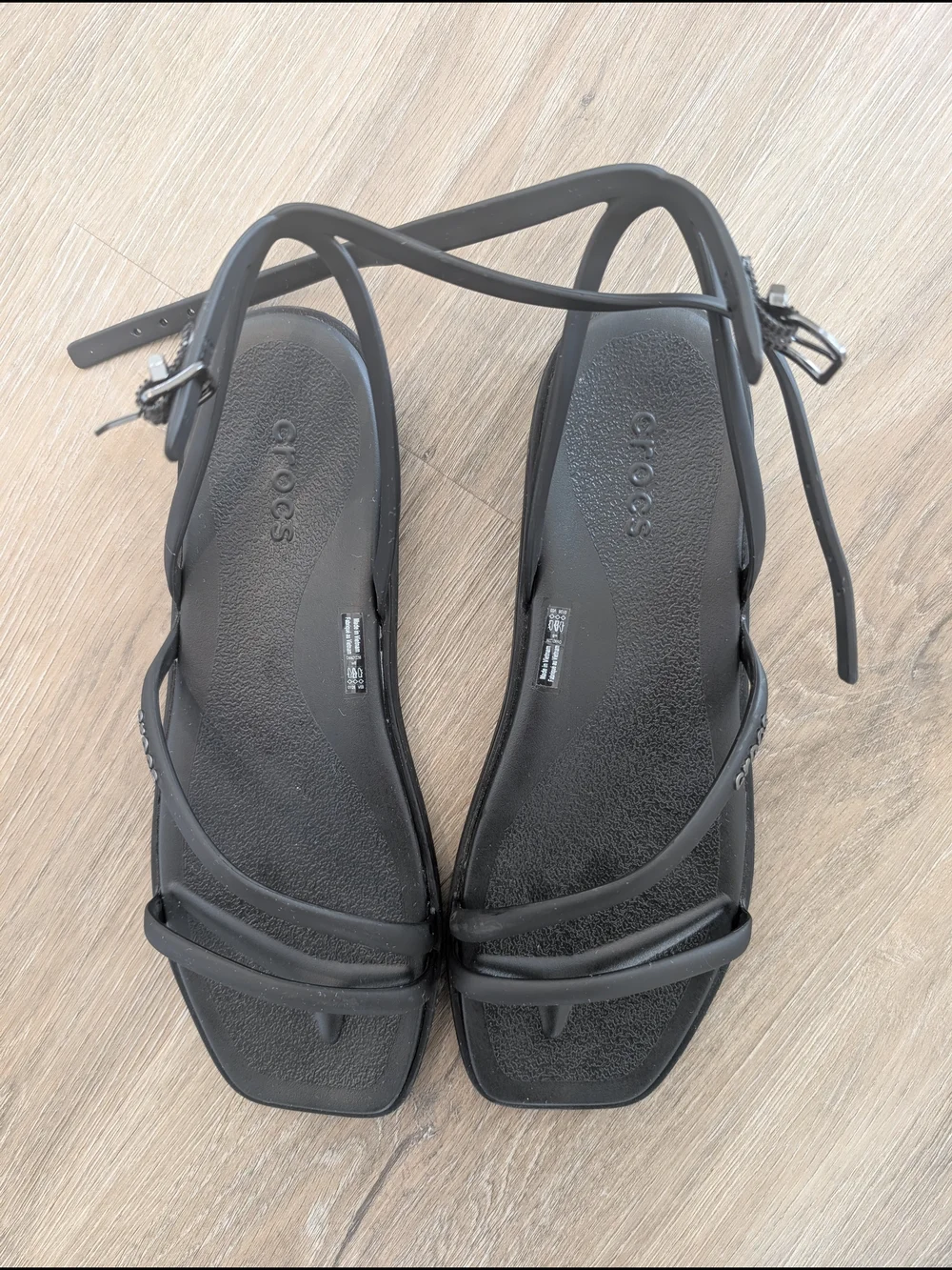 CROCS worn couple