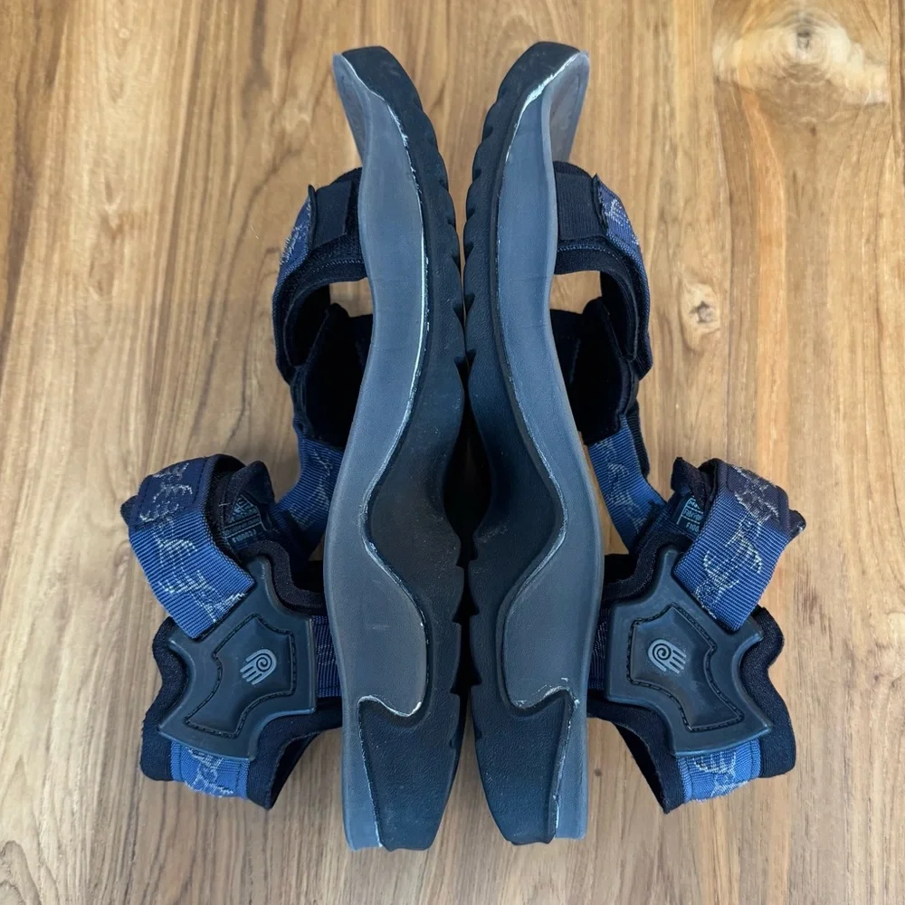 Teva hurricane sandals