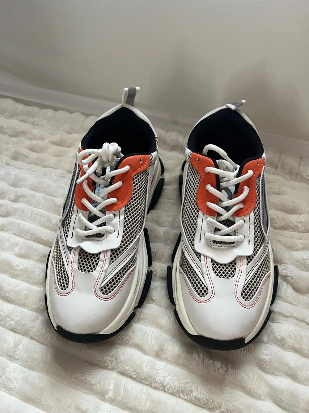 Steve Madden sporty platform