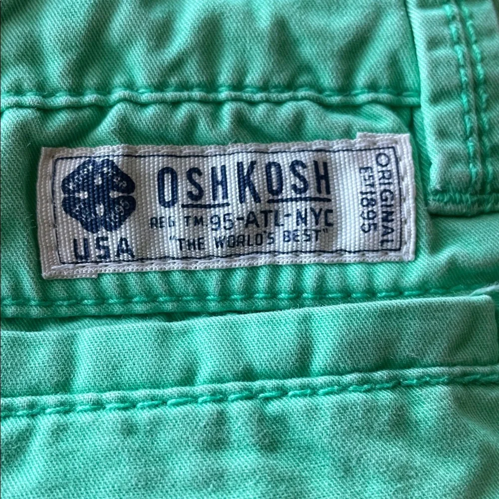 OshKosh Bgosh 100% material oshkosh
