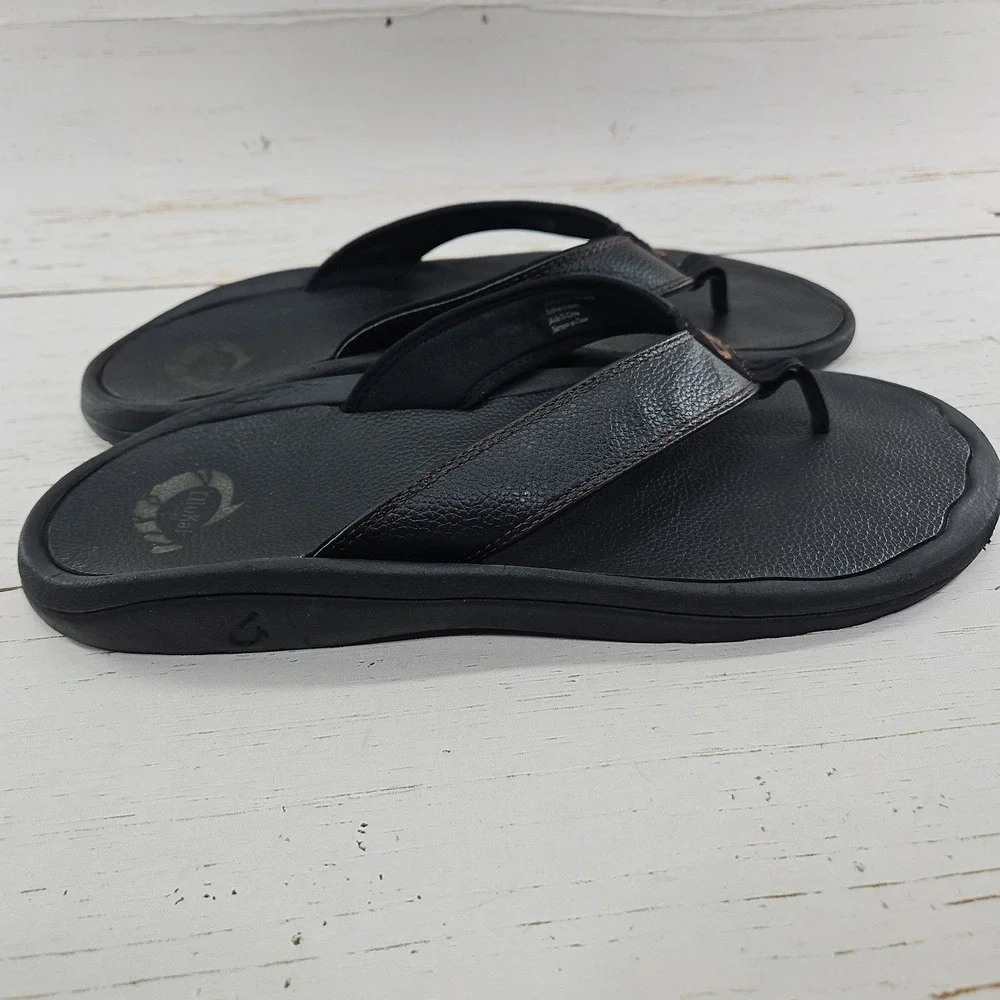 OluKai ohana leather