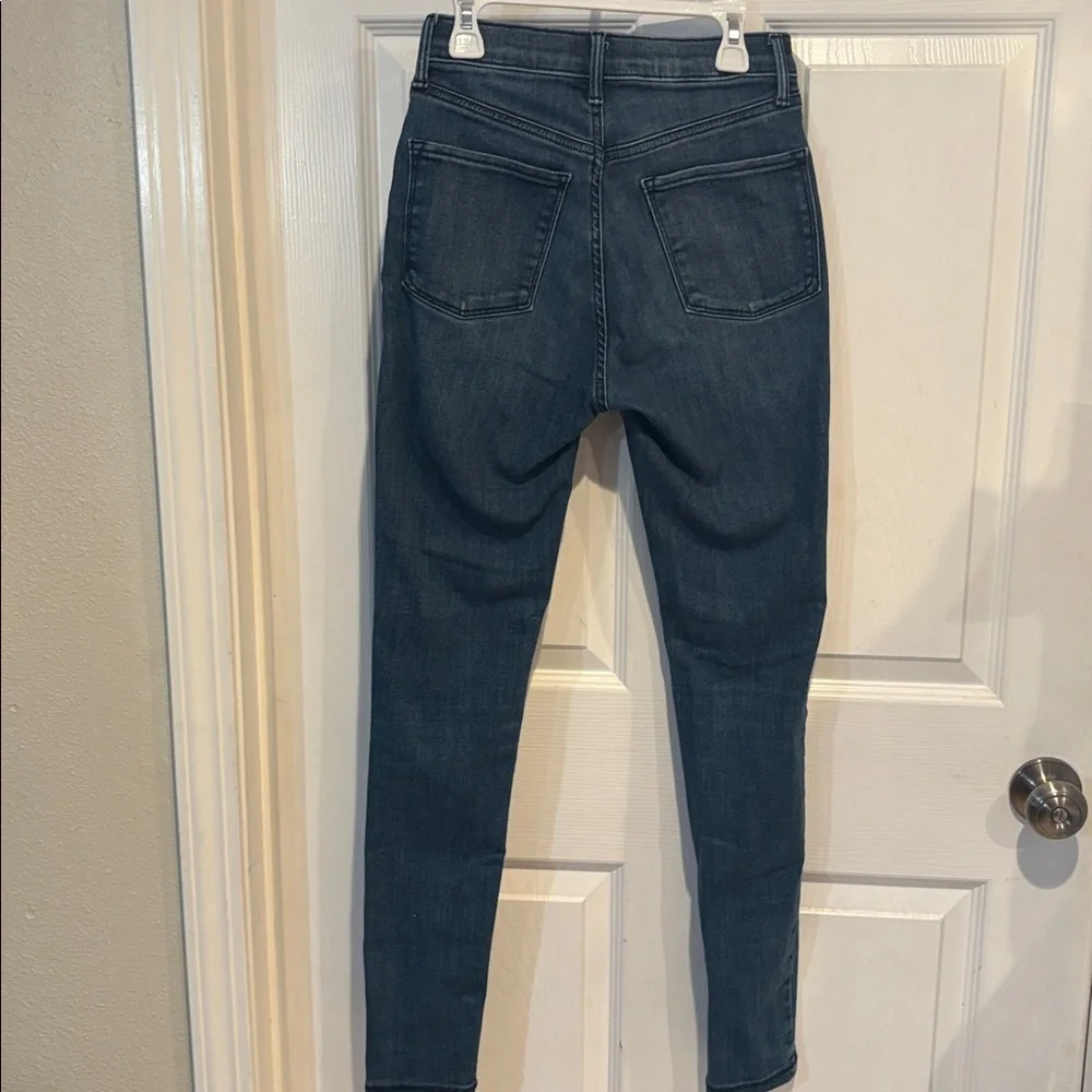 Old Navy chic dark