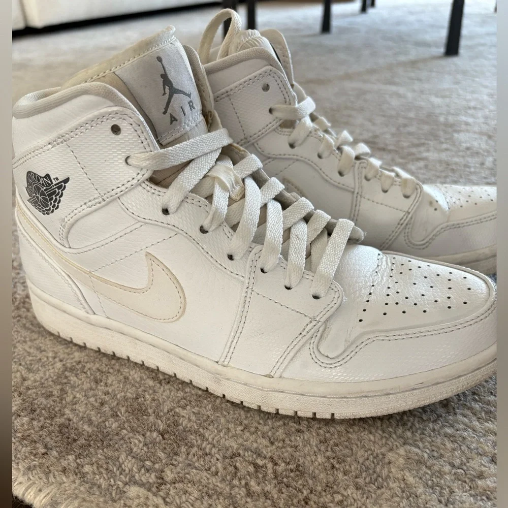 Jordan classic sneakers