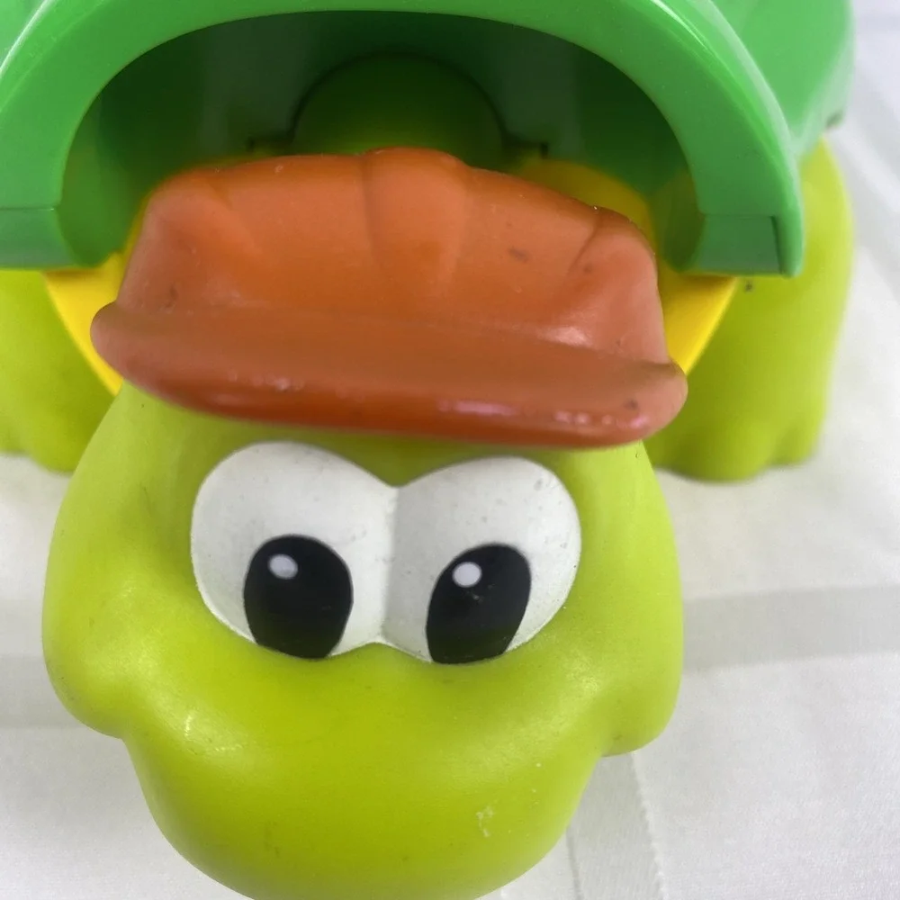 Fisher-Price close his press