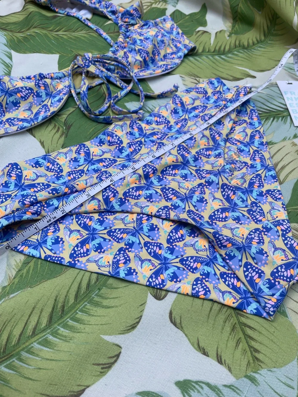 Frankies Bikinis recycled centerpiece liner