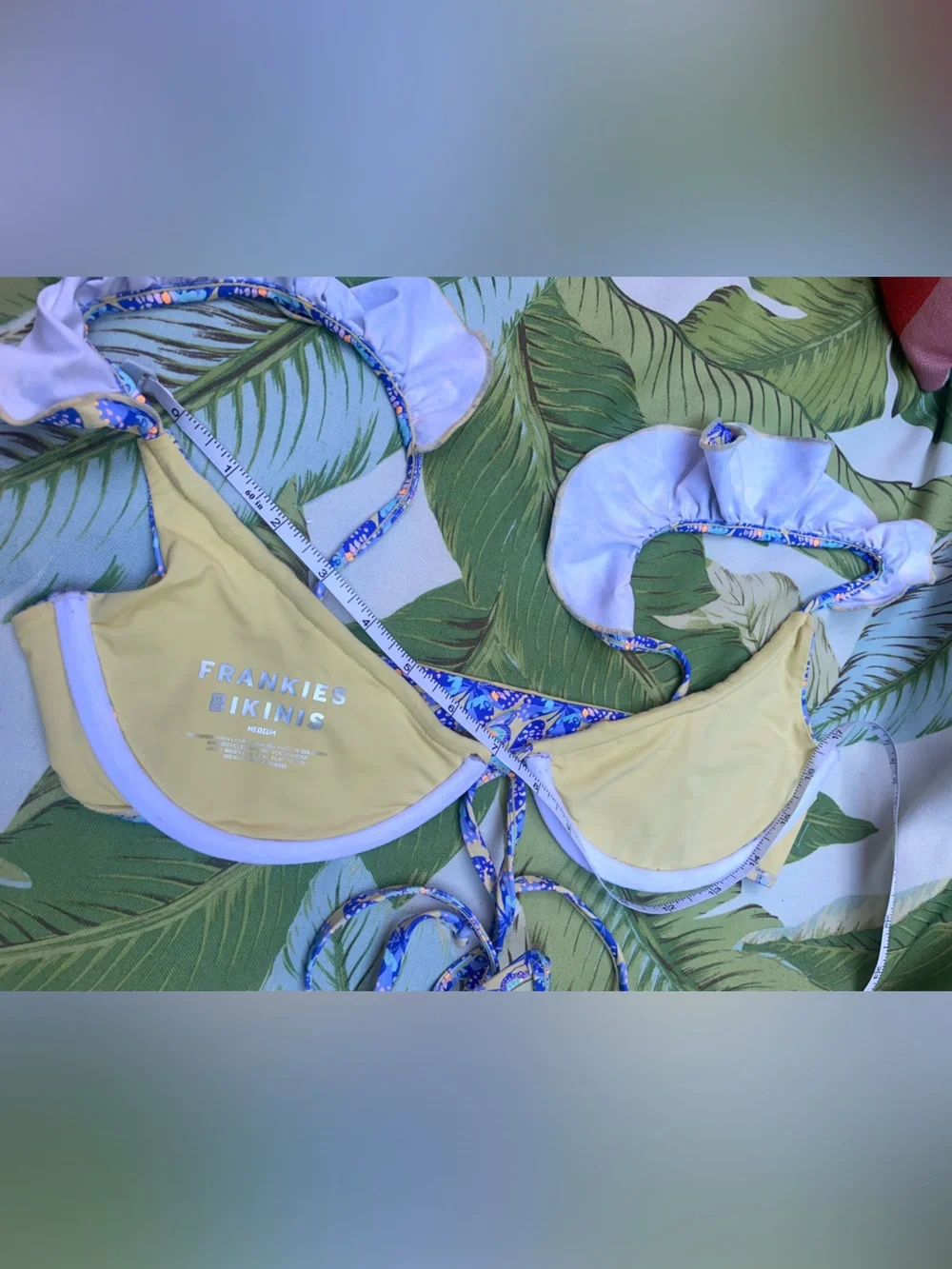 Frankies Bikinis small spandex