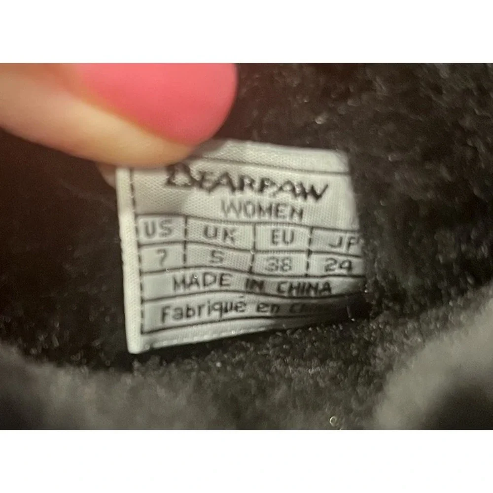 BearPaw features as lining