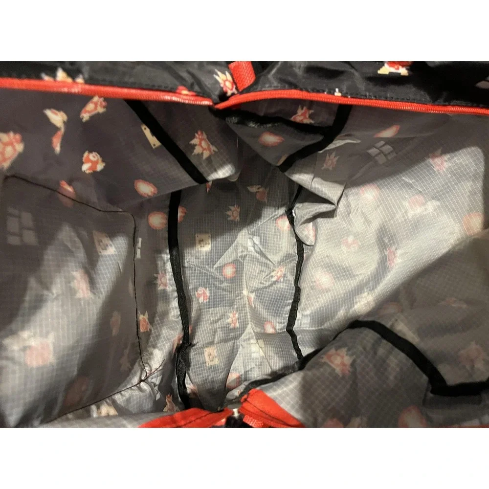 Nintendo Super Mario Bros Duffel Bag Travel Gym Black Red‎ CultureFly Shoulder