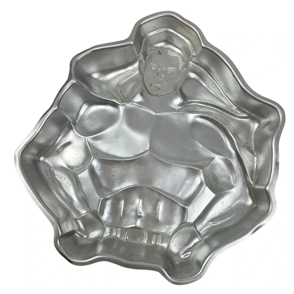 Wilton vintage aluminum