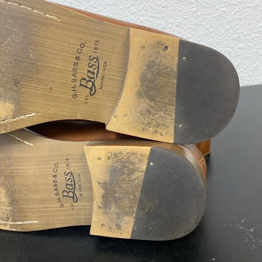 G.H. Bass & Co. like new
