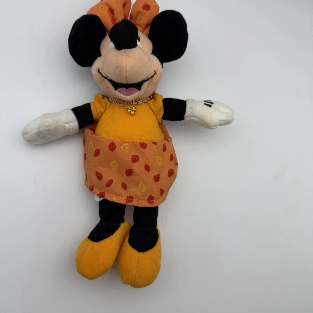 Disney 10 collectible faux