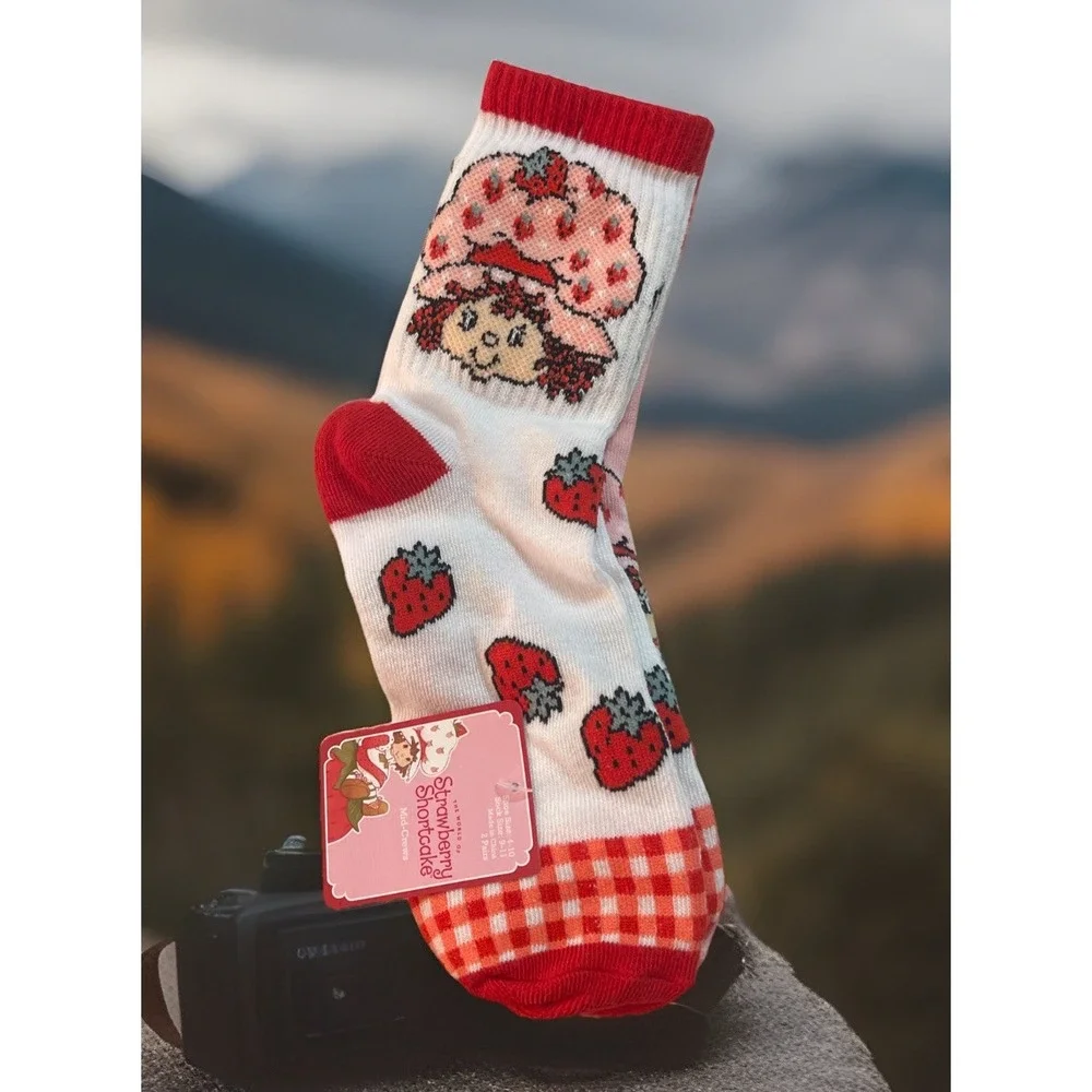NWT Pack Of‎ 2 Pairs Of Mid-Crew Socks - Shoe Sz 4-10 - Strawberry Shortcake New