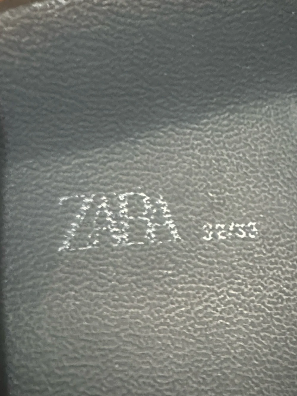 Zara vibe” sleek