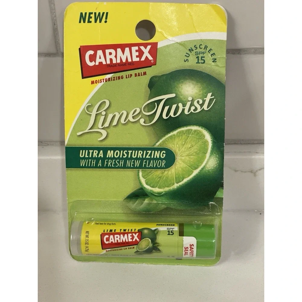 Carmex Lime Twist Moisturizing Lip Balm Sunscreen SPF 15 0.15 oz New Sealed‎