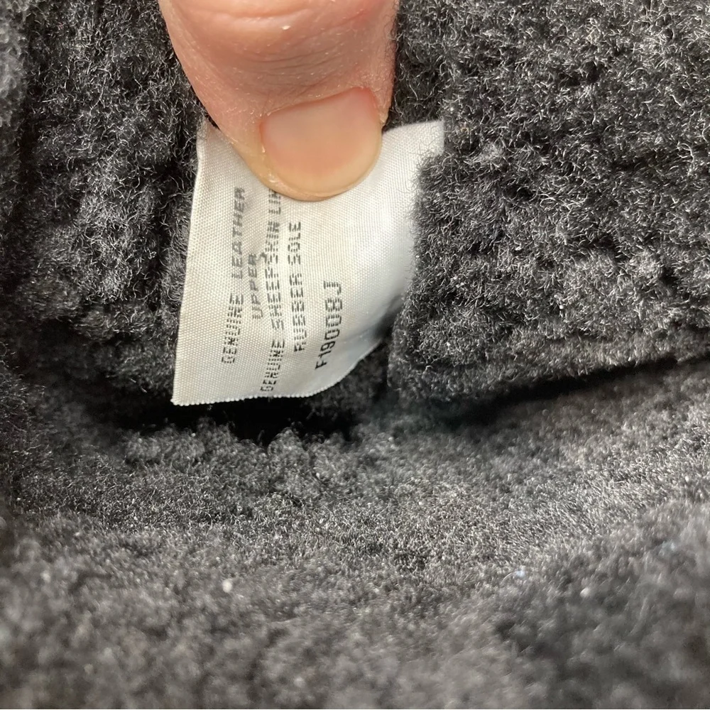 UGG ultimate short