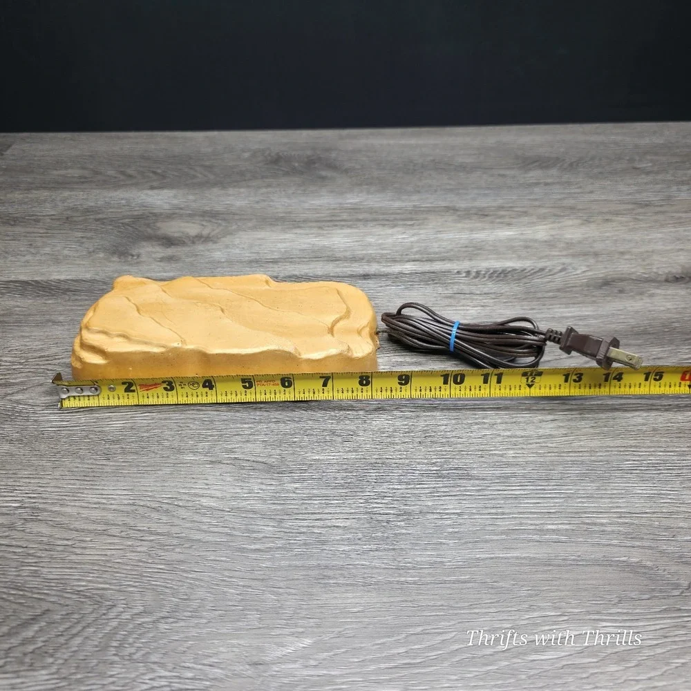 The Unbranded Brand reptile heat