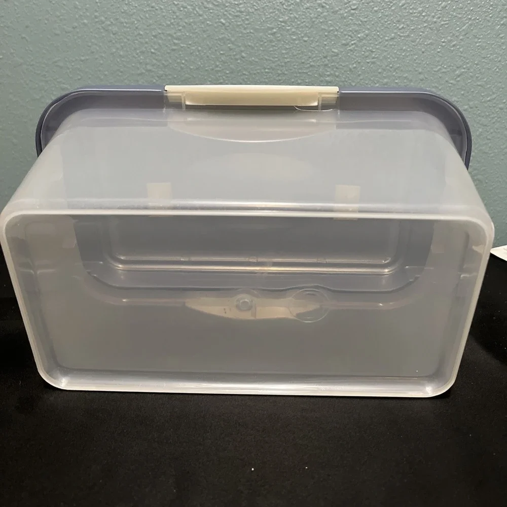 Rubbermaid this vintage