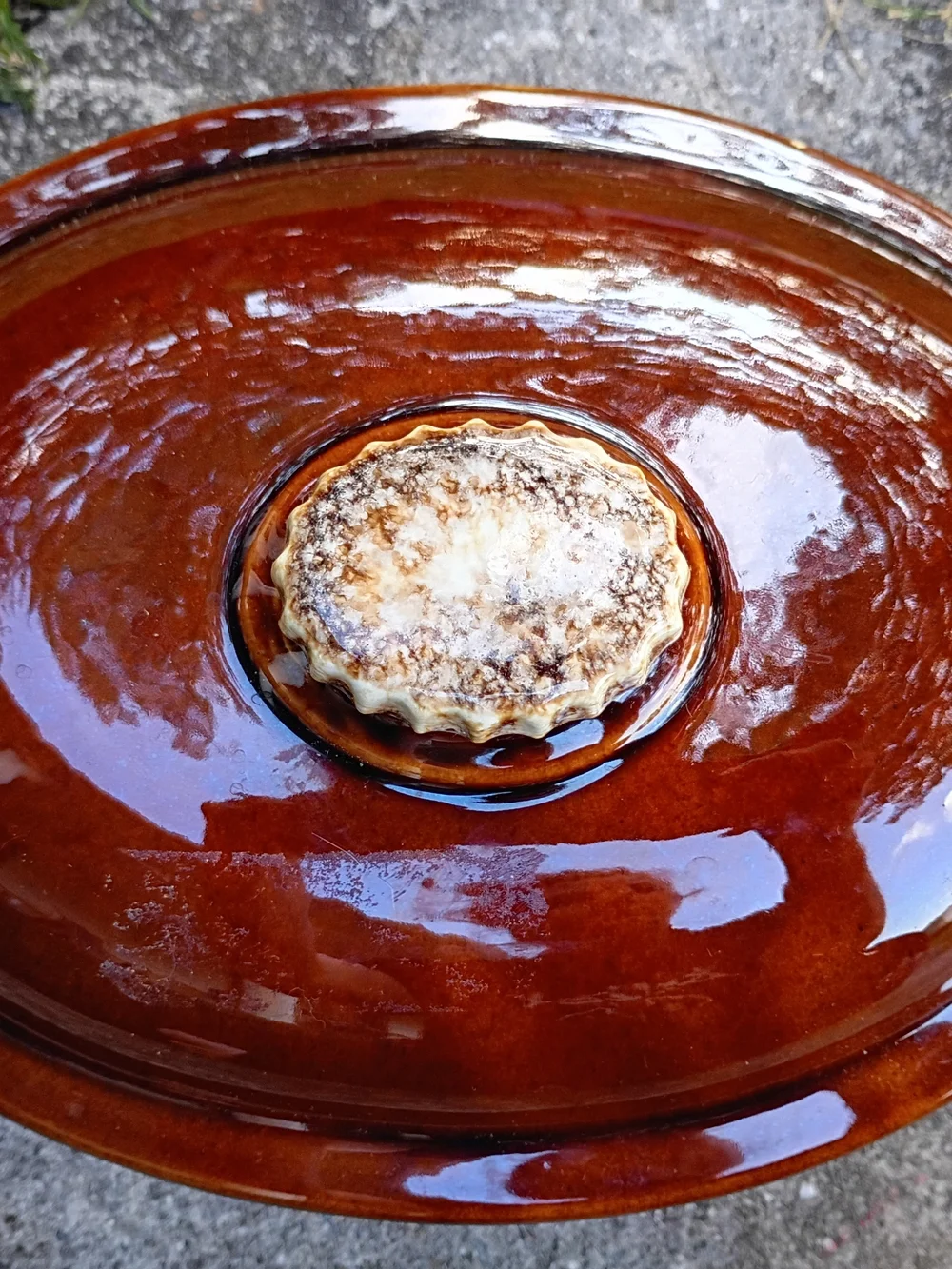 hull available pottery