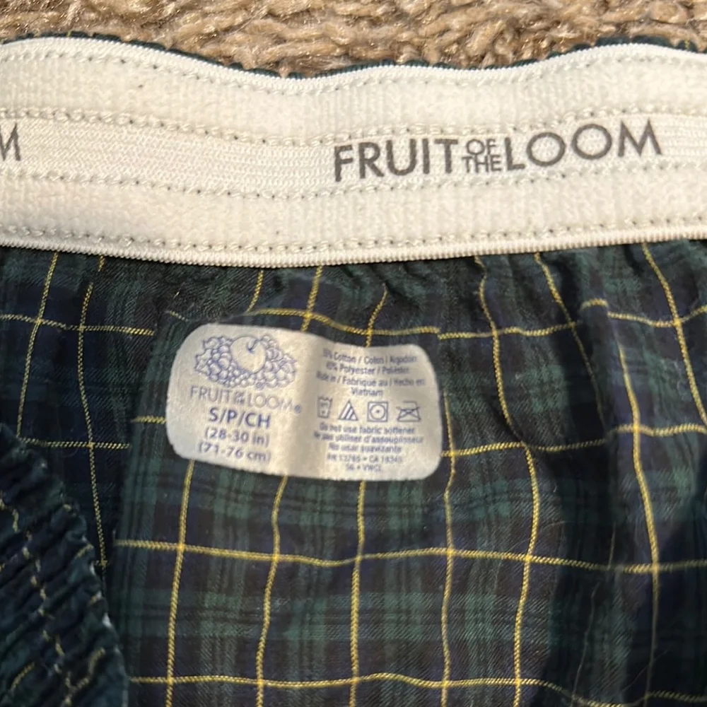 Fruit of the Loom stylish checkered