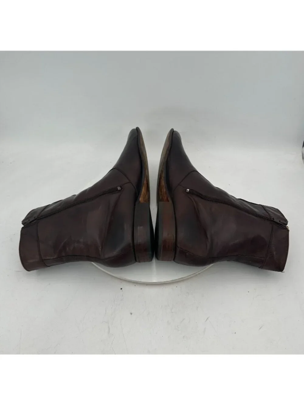 Bally lexus parawet