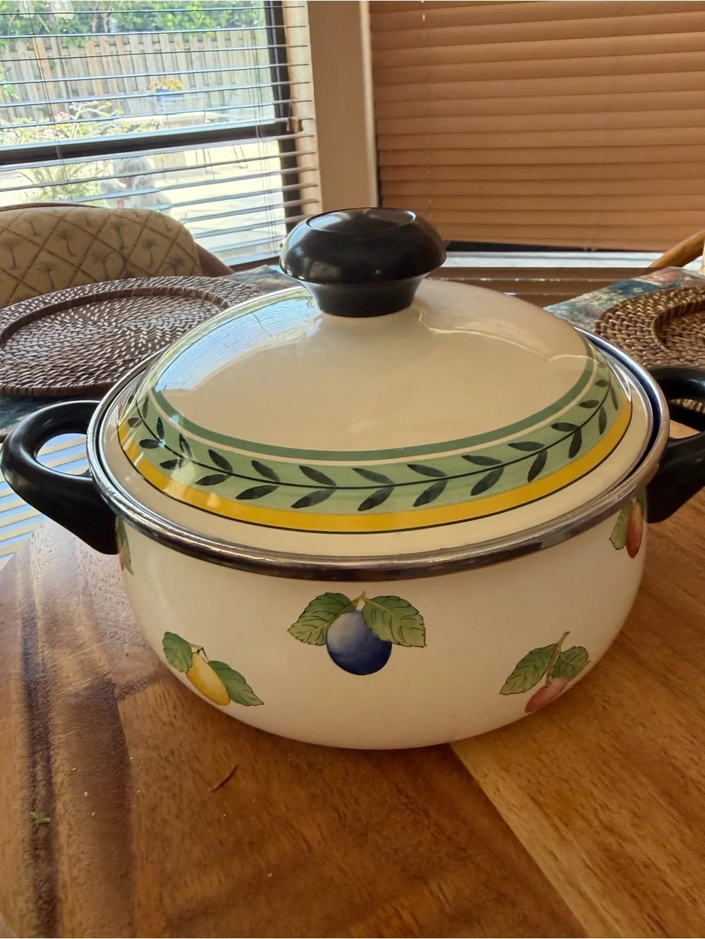Villeroy & Boch cream enamel