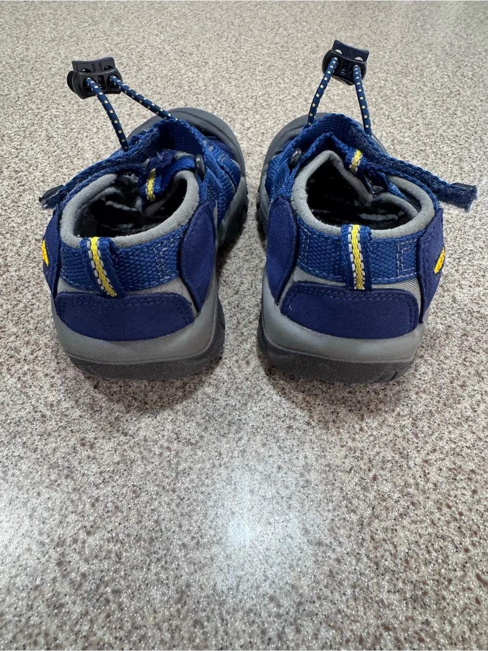 Keen remove marking protect