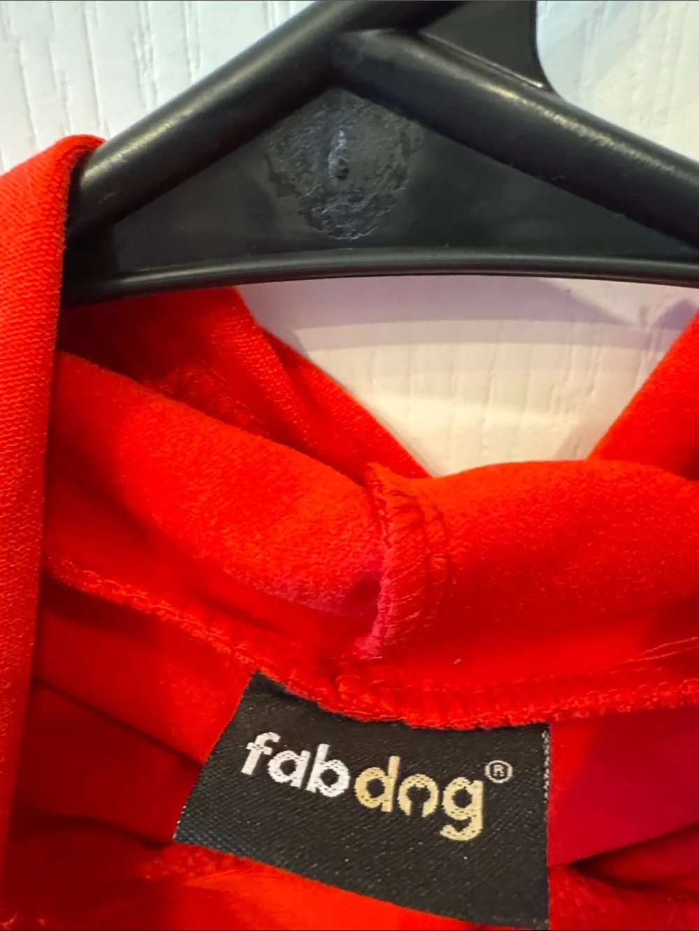 Fab dog red pet