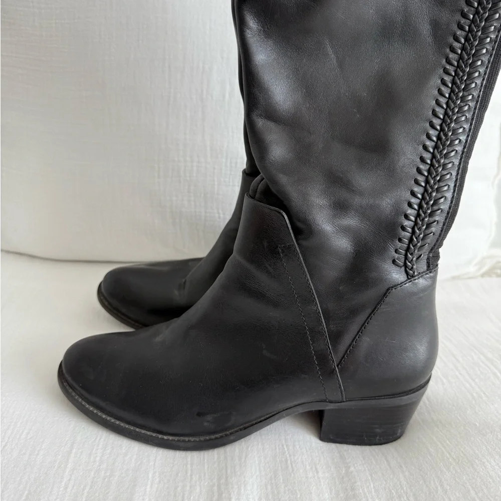 Vince Camuto great has
