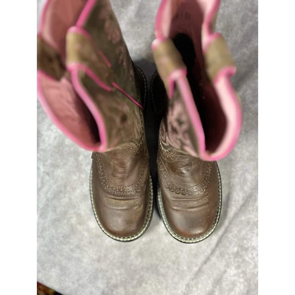 Ariat genuine girls