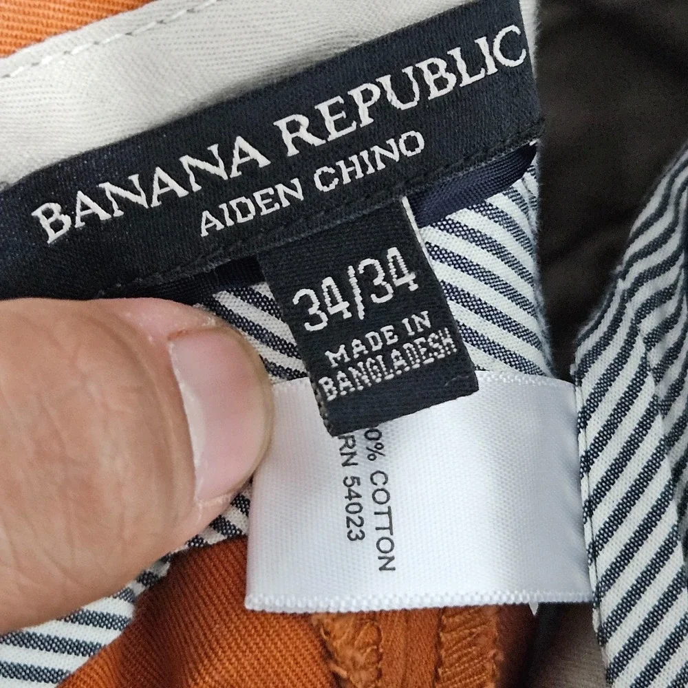 Banana Republic before completing