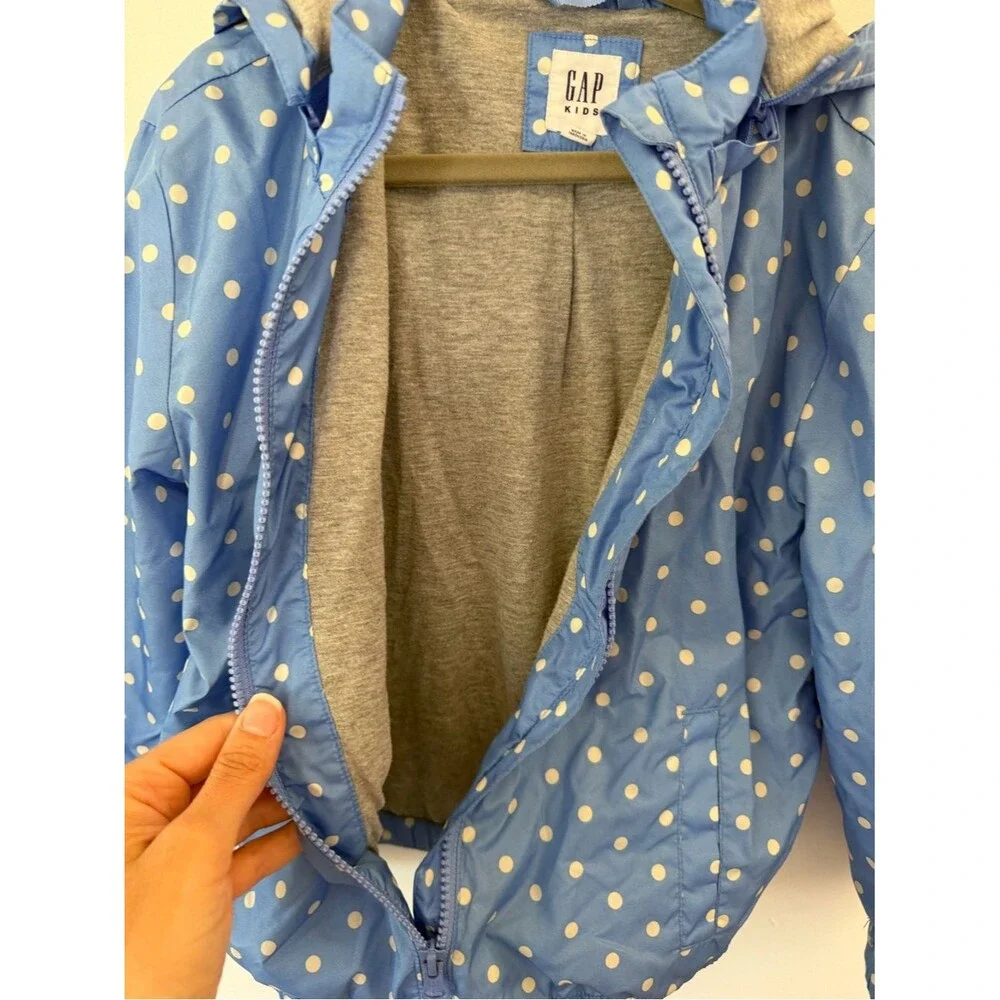 GAP light blue