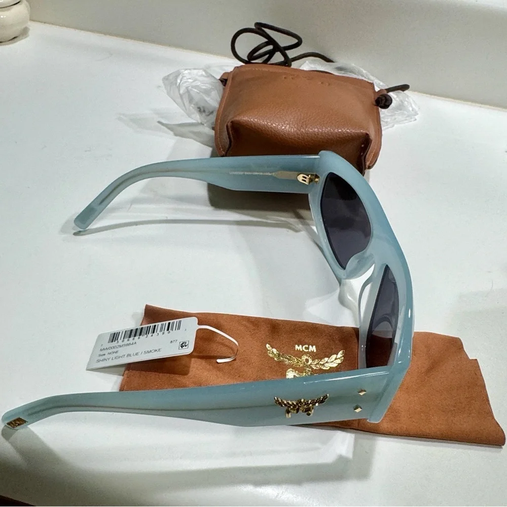 MCM stylish sunglasses