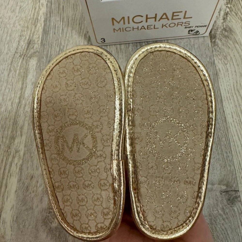 Michael Kors baby pennie size 3 infant gold and pearl sandals