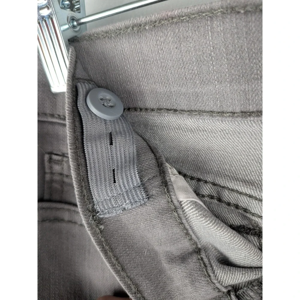 The Childrens Place Girls Super Skinny Jeans Gray Stretch Denim Size 6X 7 NWT