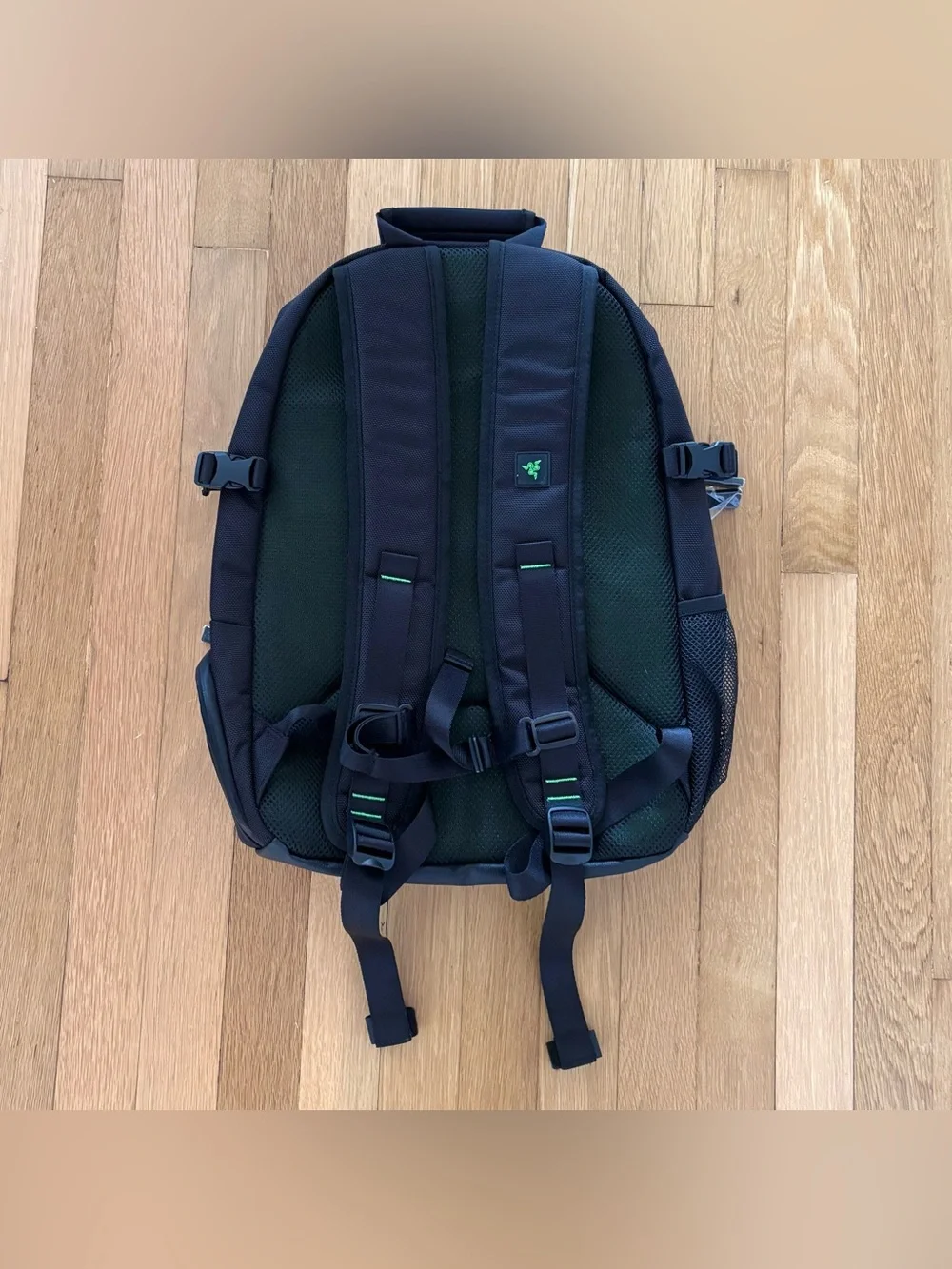Razer feel 03650101 straps