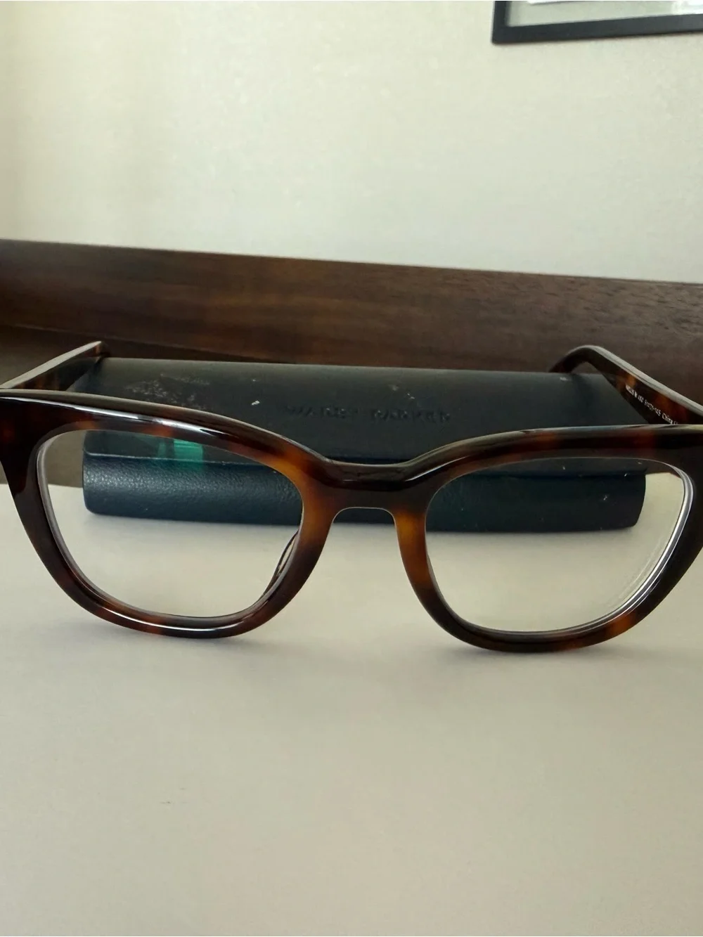 Warby Parker hollis has