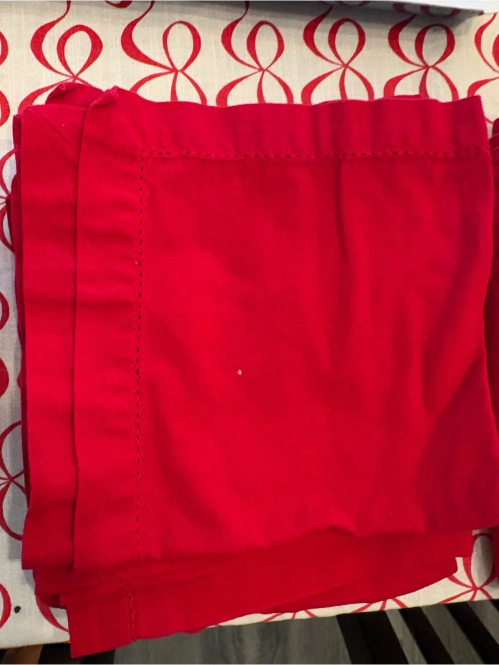 N/A classic red