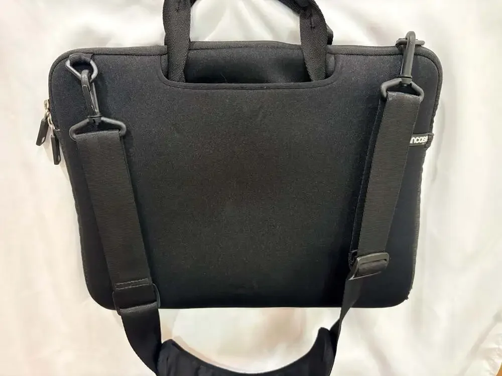 Incase Neoprene Laptop Slimcase Briefcase with Shoulder Strap