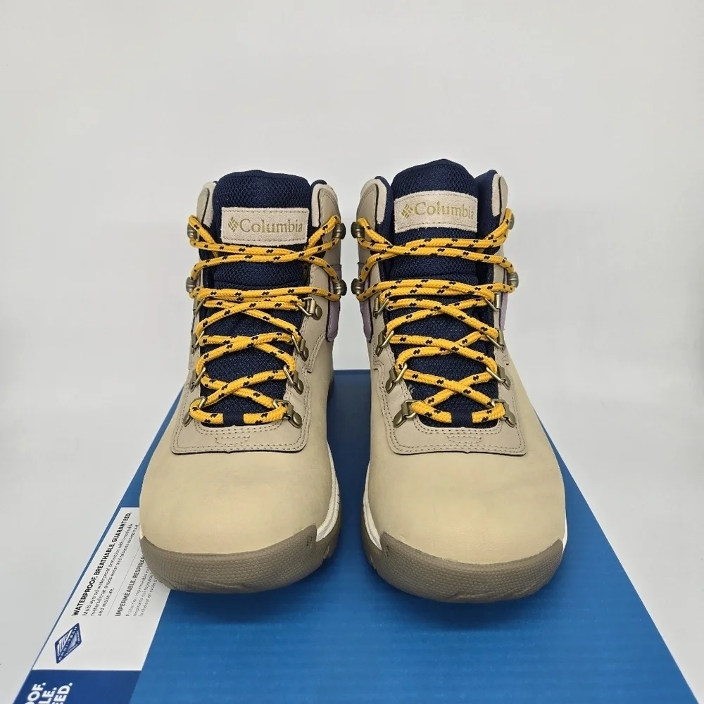 New Columbia Newton Ridge Plus Wide Women's Waterproof Hiking BootsSize 10