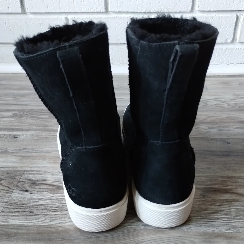 UGG Declan Women's Black Suede Shearling Wool Lined Sneaker Boots Size 7.5