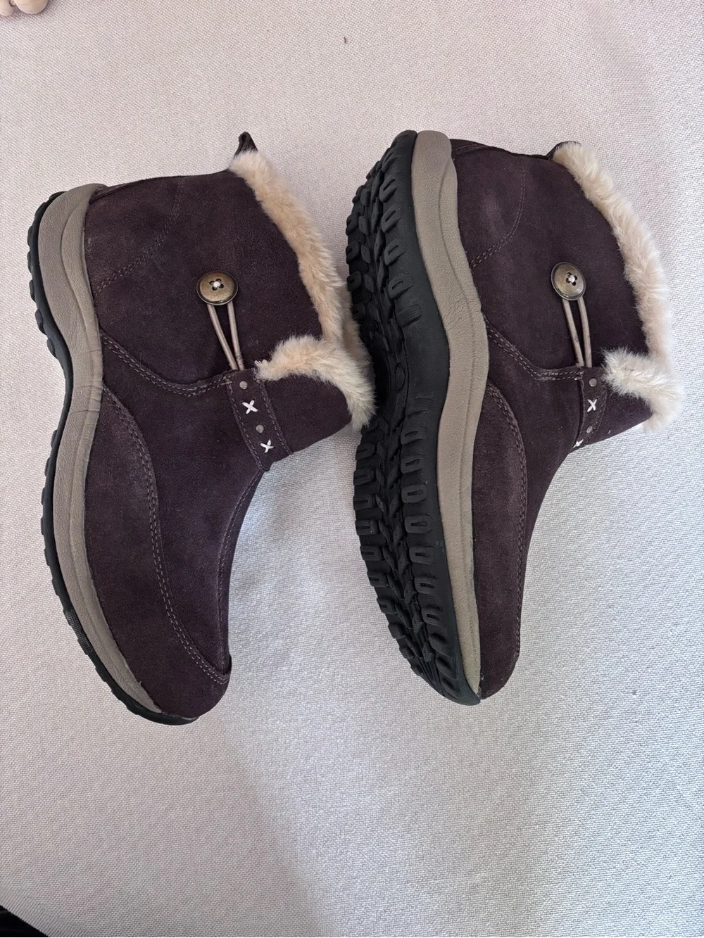 Easy Spirit soft suede