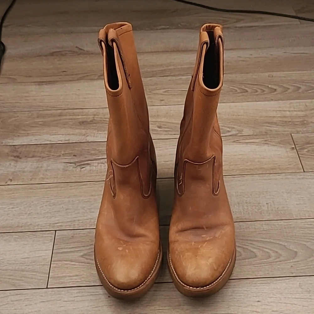 Wolverine tan brown