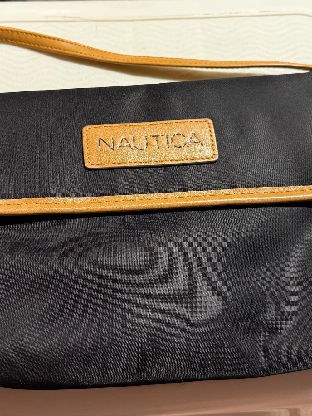 Nautica compact cosmetic